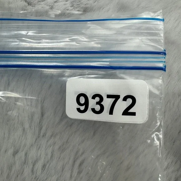 Tommy Bahama Camp Shirt Mens XL Beige Blue Silk Striped Short Sleeve Button Down - Picture 6 of 6